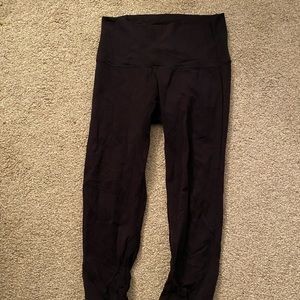 Good condition, Black Lululemon Crops
